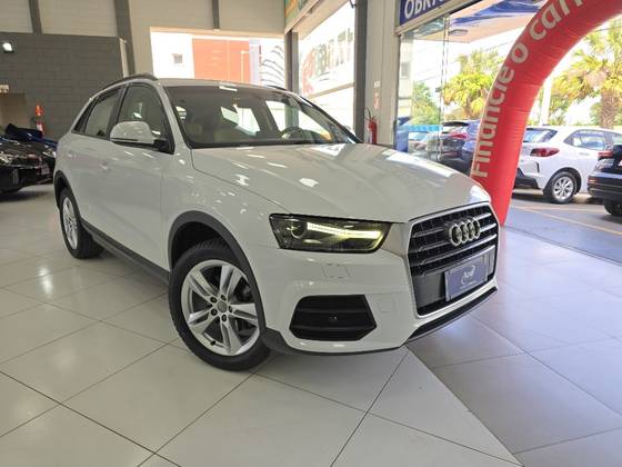 AUDI Q3 1.4 TFSI AMBIENTE FLEX 4P S TRONIC AUDI Q3 1.4 TFSI AMBIENTE FLEX 4P S TRONIC